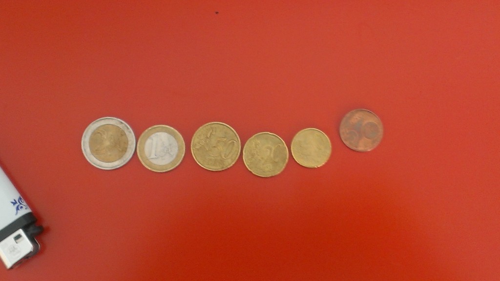 Left to right: 2 moneys, 1 money, 1/2 moneys, 1/5 moneys, 1/10th moneys, penny